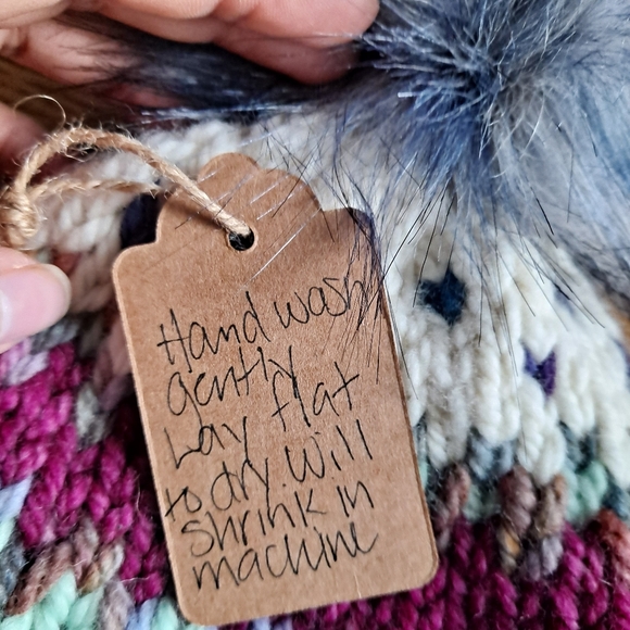 Hand knit Girls Beanie - Picture 4 of 4